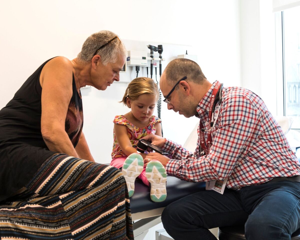 Bruyère Family Health Team patient, with Doctor and family member