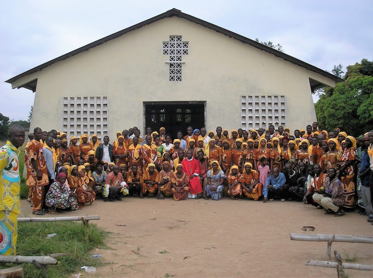 OPPF- Catéchèse en la Paroisse Saint-Matthieu, République du Congo, Afrique
